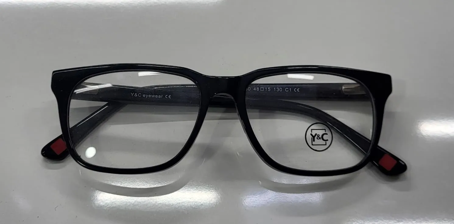 Montura Y&C eyewear Cuadrada