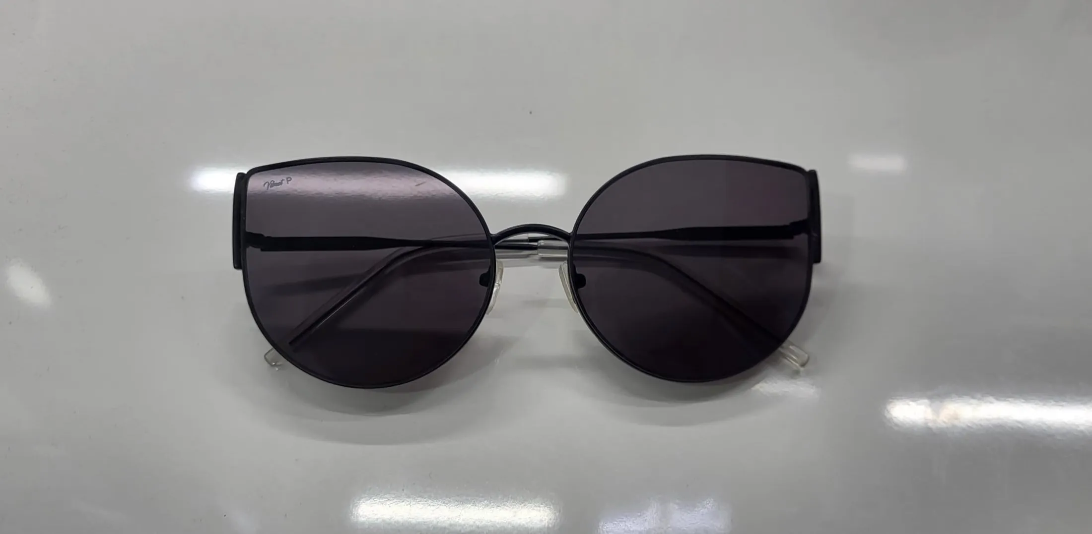 Lentes de Sol Cat-eye Oversize Metálicas